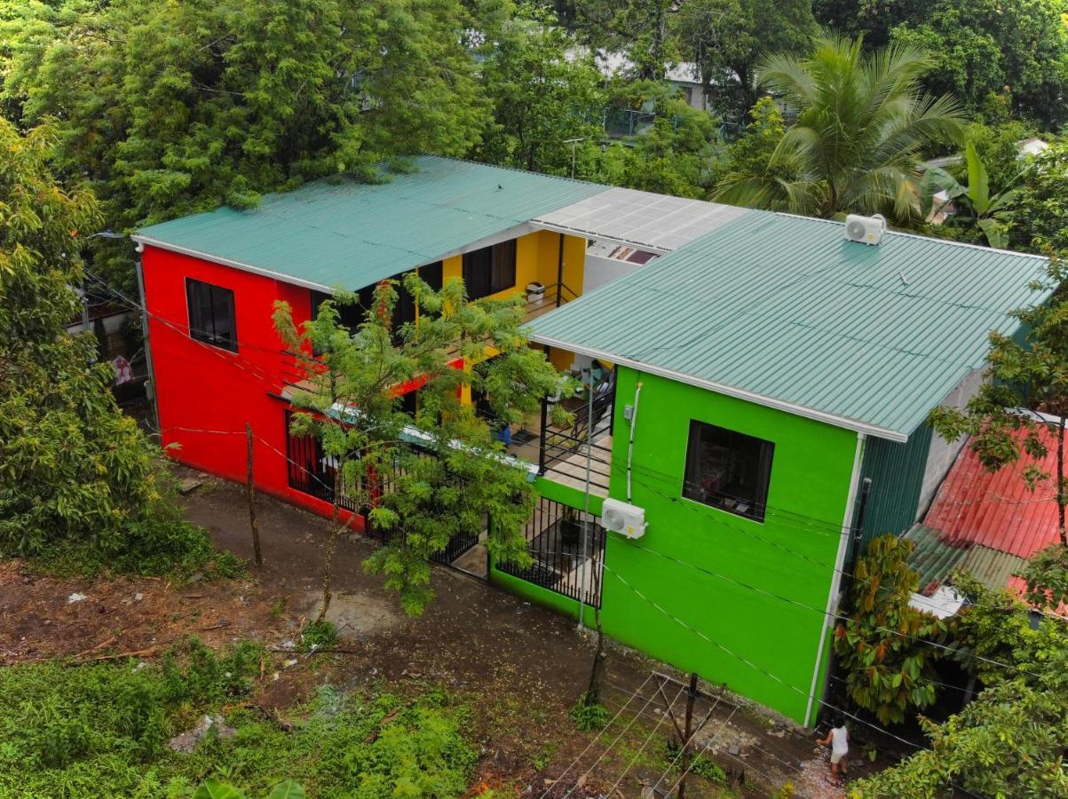 Carey Lodging Tortuguero Eksteriør billede
