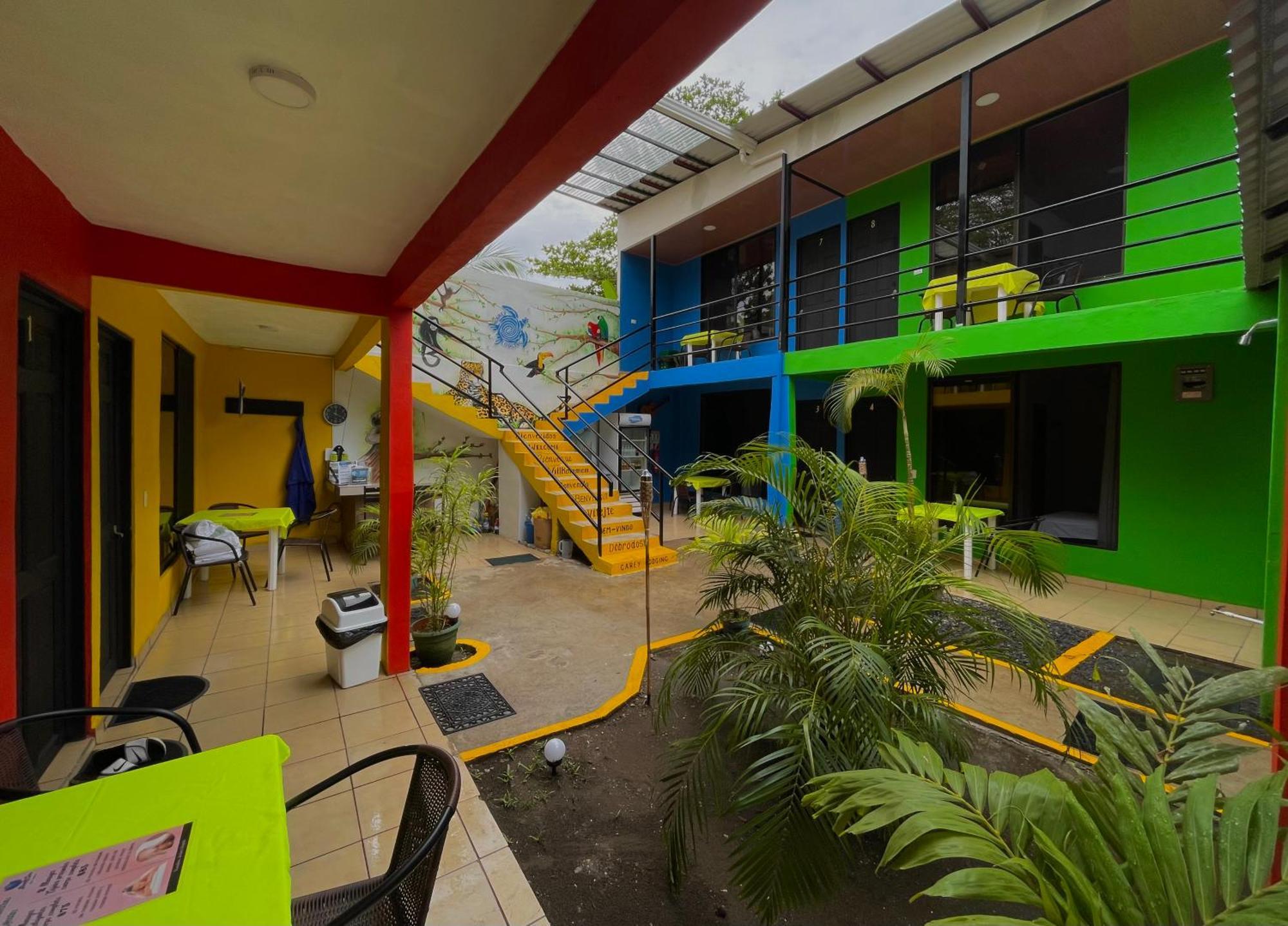 Carey Lodging Tortuguero Eksteriør billede